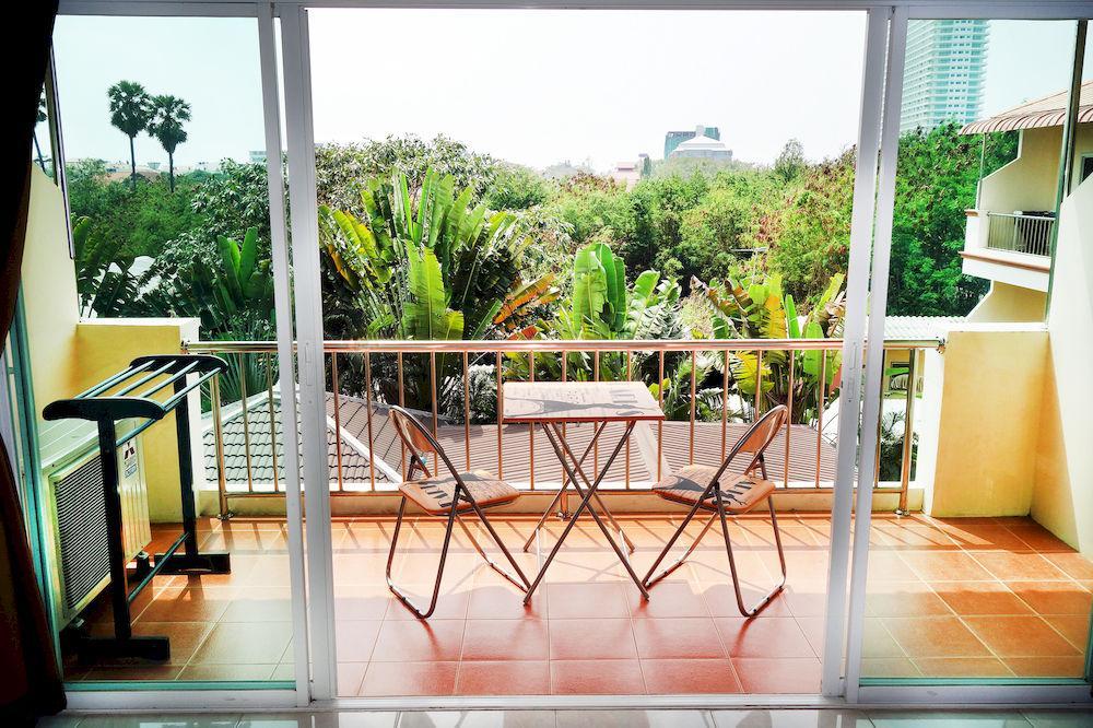Jungle Resort Jomtien Beach Extérieur photo
